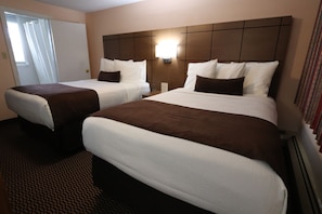 Double Room, 2 Double Beds | 1 bedroom, desk, iron/ironing board, free WiFi