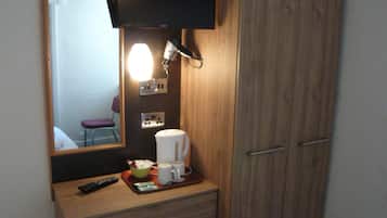 Kamar Double Standar, ensuite | Setrika/meja setrika dan Wi-Fi gratis