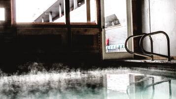 Piscine couverte