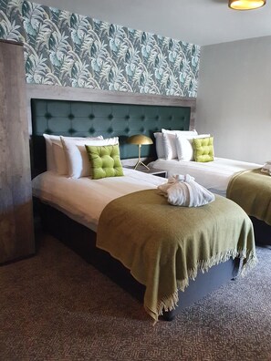 Deluxe Double Room, Ensuite (Super King or Twin Deluxe) - The Coach and Horses (Hexham)