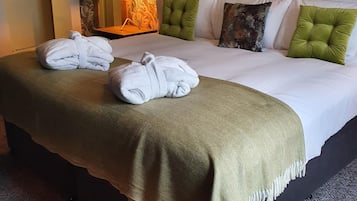 Deluxe Double Room, Ensuite (Super King or Twin Deluxe)