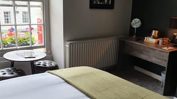 Habitación doble Deluxe, baño en la habitación (Super King or Twin Deluxe) | 1 habitación