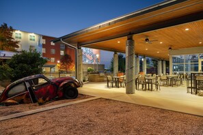 Terrace/patio - Homewood Suites by Hilton TechRidge Parmer @ I-35 (Austin)