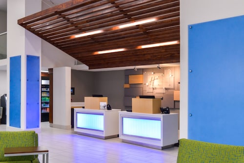 Holiday Inn Express & Suites Shreveport - Downtown by IHG