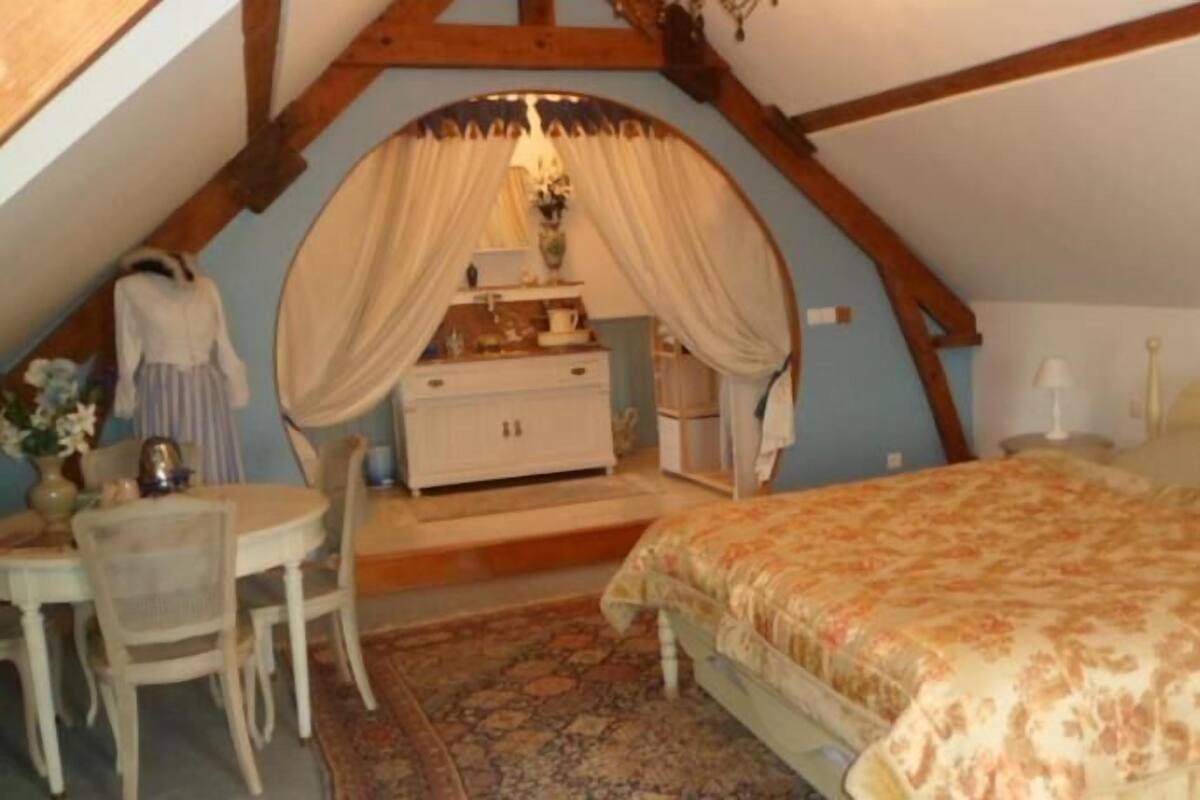 Chambre Double, salle de bains privée