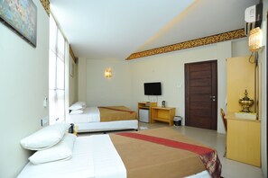 In-room safe, desk, blackout drapes