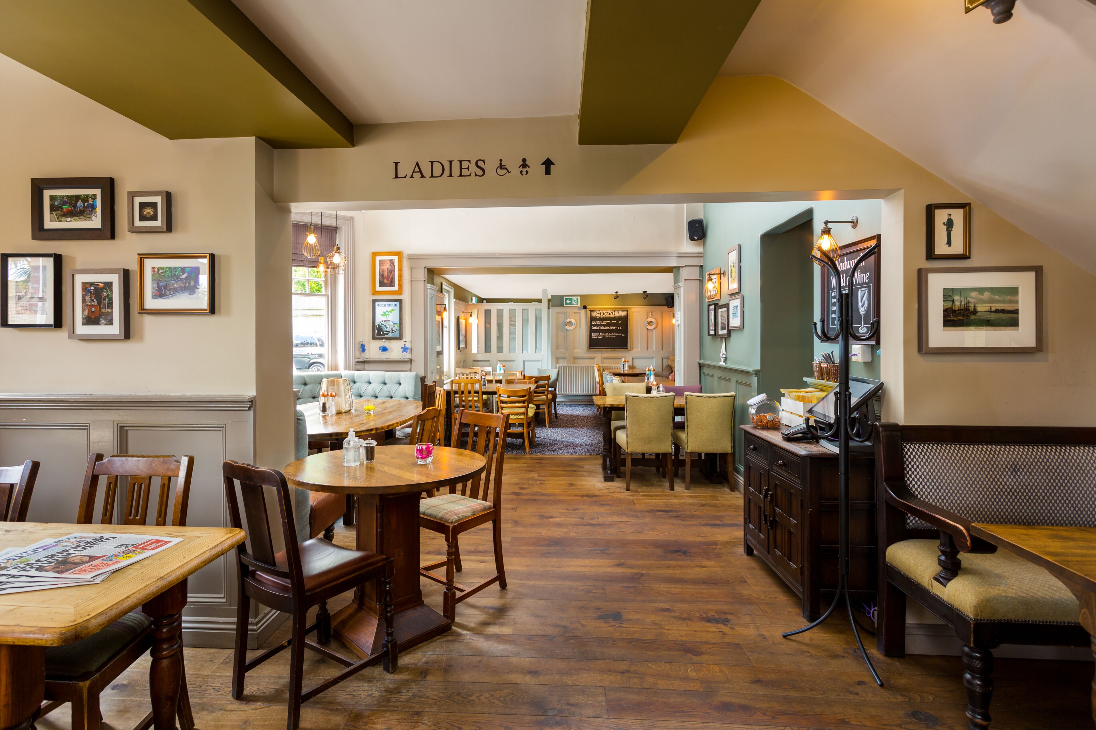 Photo - Inn in the Park