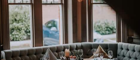 Lunch and dinner served, local cuisine