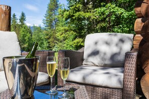 Exterior - Moberly Lodge (Golden)