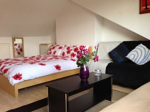 Suite, 2 Double Beds (Private External Bathroom) | Individually decorated, individually furnished, blackout drapes