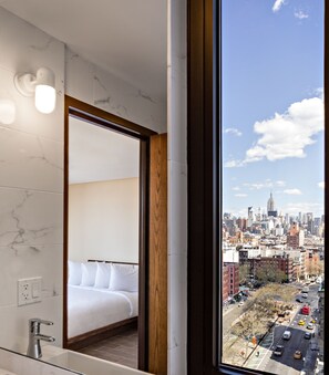 Premier Queen City View | View from room - Orchard Street Hotel (New York)