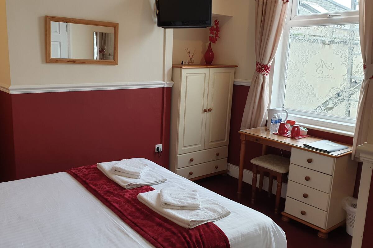 Classic Double Room, Ensuite (Room 4) | 1 bilik tidur 