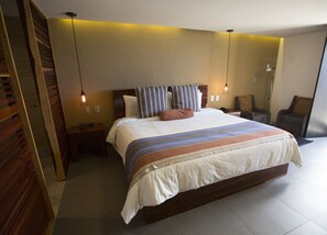 Deluxe-Zimmer, Balkon | Bettwäsche aus ägyptischer Baumwolle, hochwertige Bettwaren