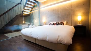 Apartment, 3 Bedrooms | Premium bedding, in-room safe, desk, iron/ironing board