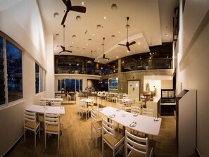 Dining - Mandurah Hotel (Kuantan)