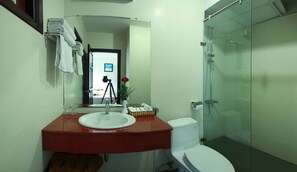 Bathroom - The Hill Station Boutique Hotel (Sa Pa)