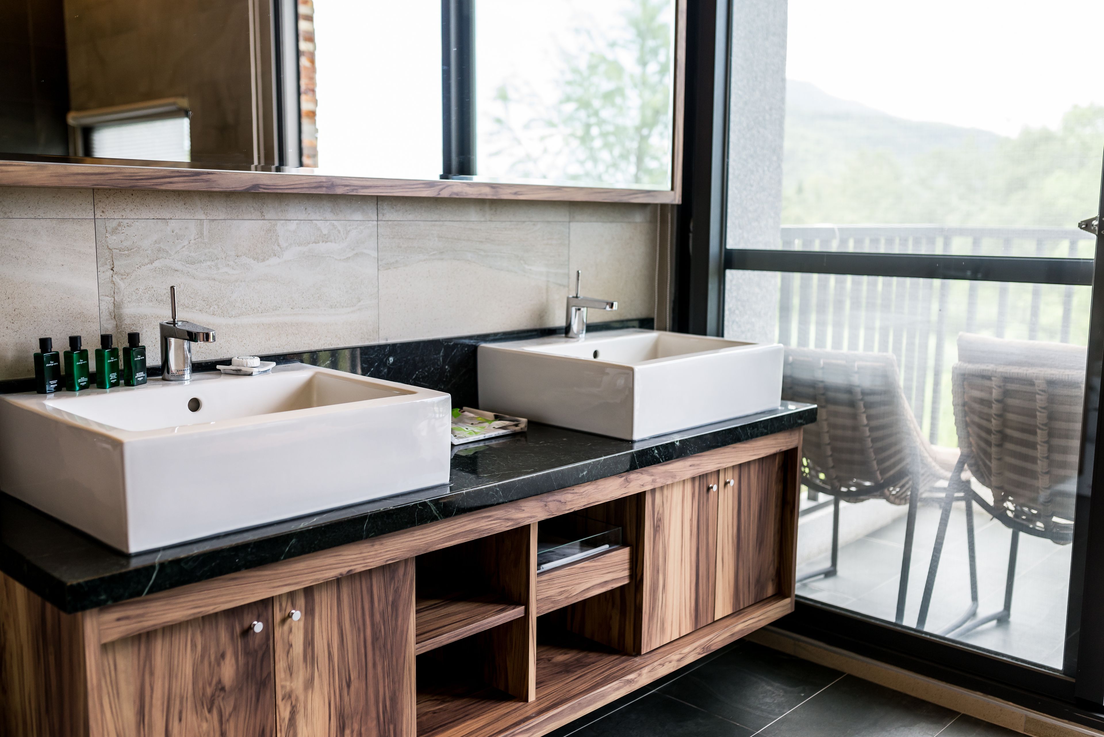 family quadruple room | bathroom sink