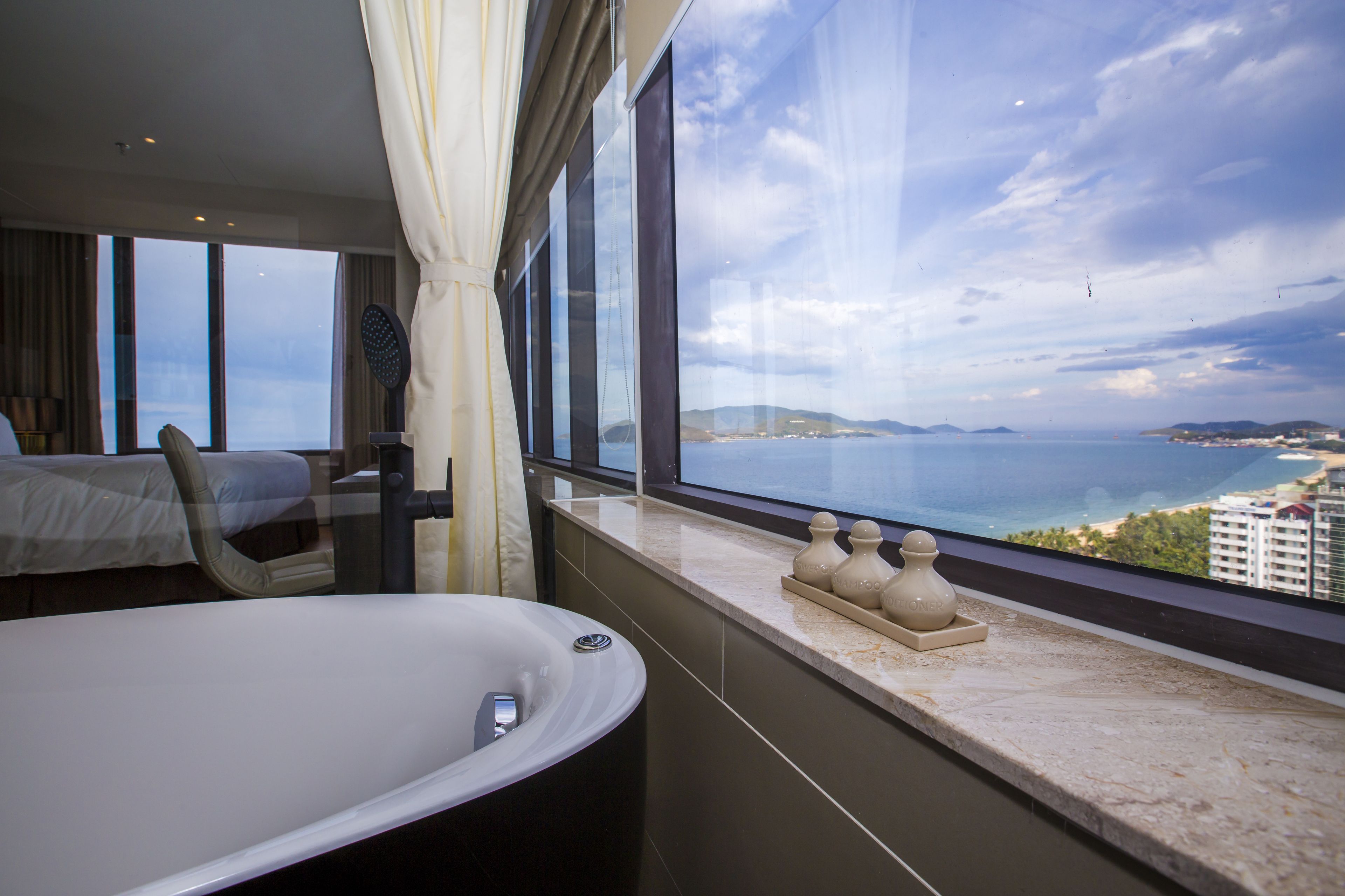 suite | bathroom | free toiletries, hair dryer, bathrobes, slippers