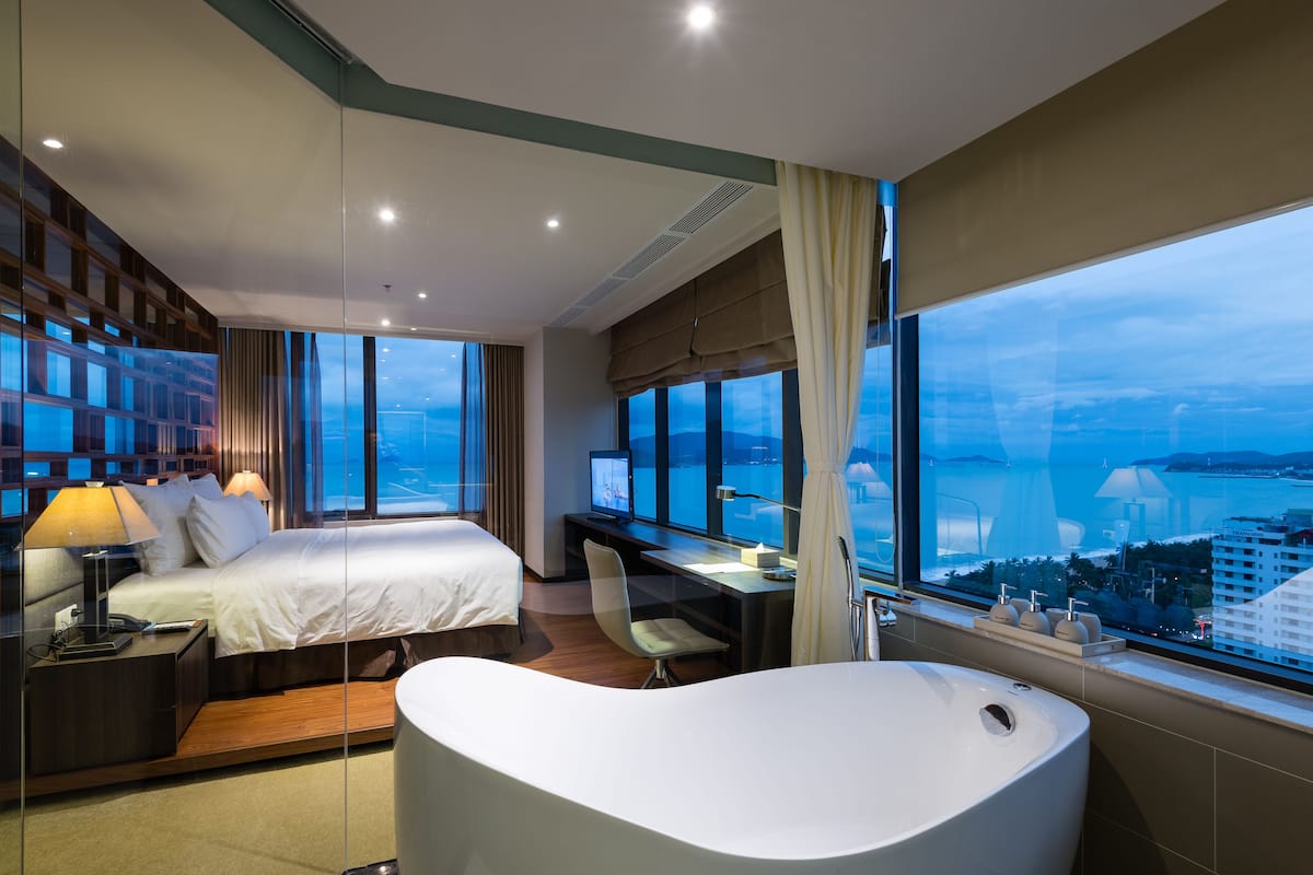 suite | bathroom | free toiletries, hair dryer, bathrobes, slippers
