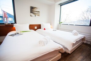 Premium bedding, in-room safe, iron/ironing board, cribs/infant beds - Shikaku (Kutchan)