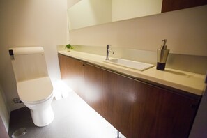 Free toiletries, hair dryer, slippers, towels - Shikaku (Kutchan)