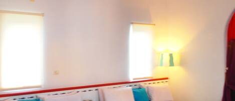 Family Quadruple Room, 1 Bedroom | Desk, free WiFi, bed sheets