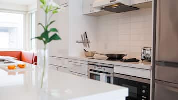 Tủ lạnh, lò vi sóng, lò nướng, bếp nấu