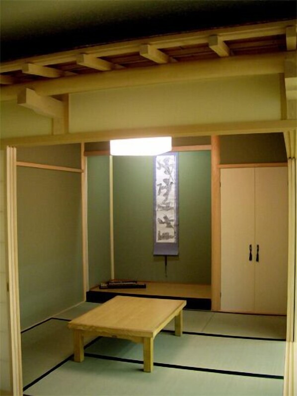 In-room dining - Via Inn Shinjuku (Tokyo)
