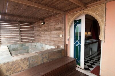 Raid Gardden Boutique Hotel