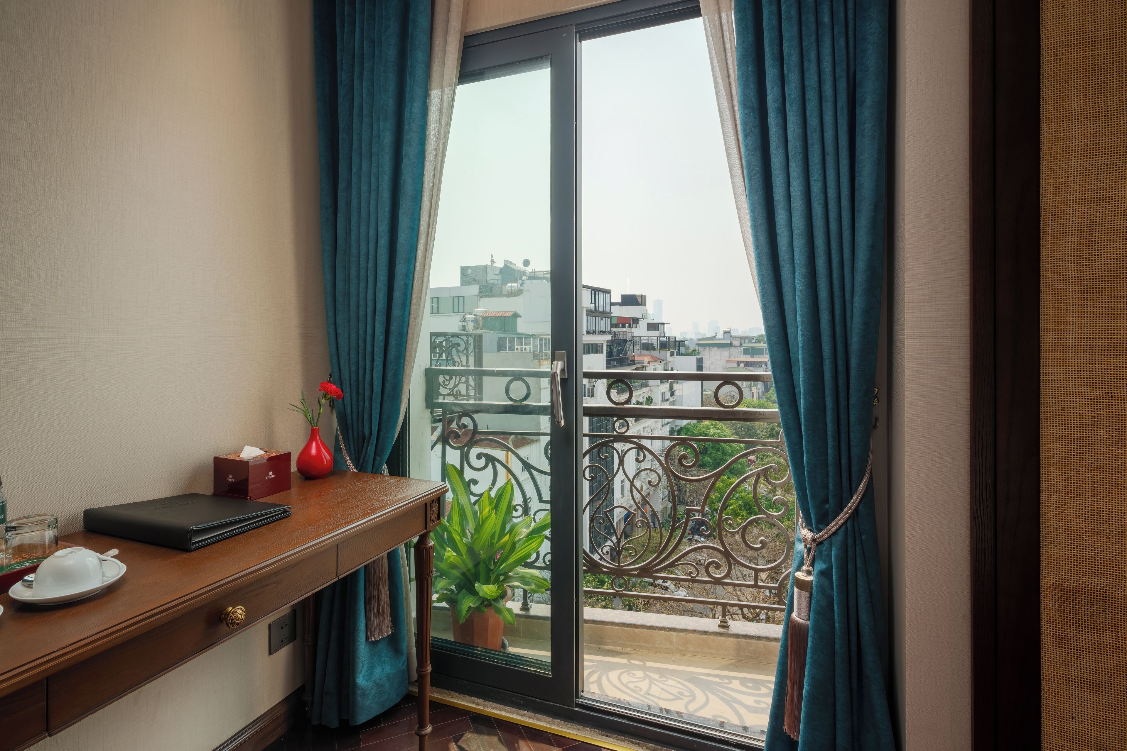 junior suite | city view