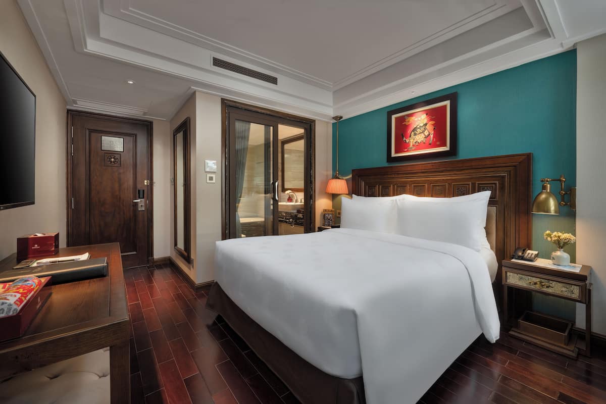 Premier Deluxe | 1 bedroom, premium bedding, Tempur-Pedic beds, minibar