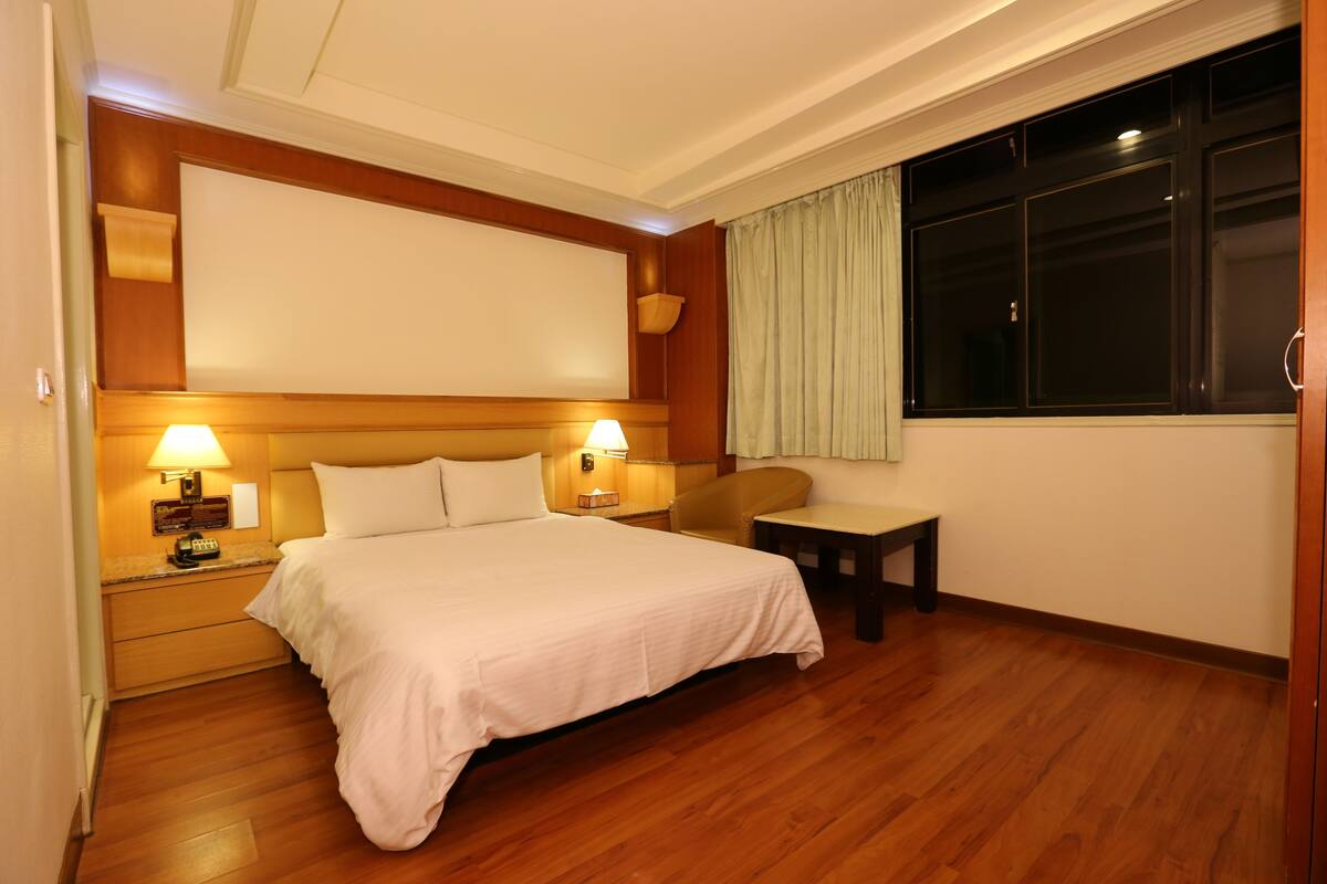 Double Room | Blackout curtains, free WiFi, bed sheets