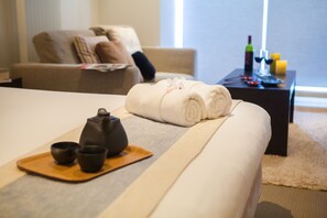 Estúdio | Roupas de cama premium, cofres nos quartos