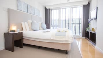 Premium bedding, in-room safe, iron/ironing board, cribs/infant beds