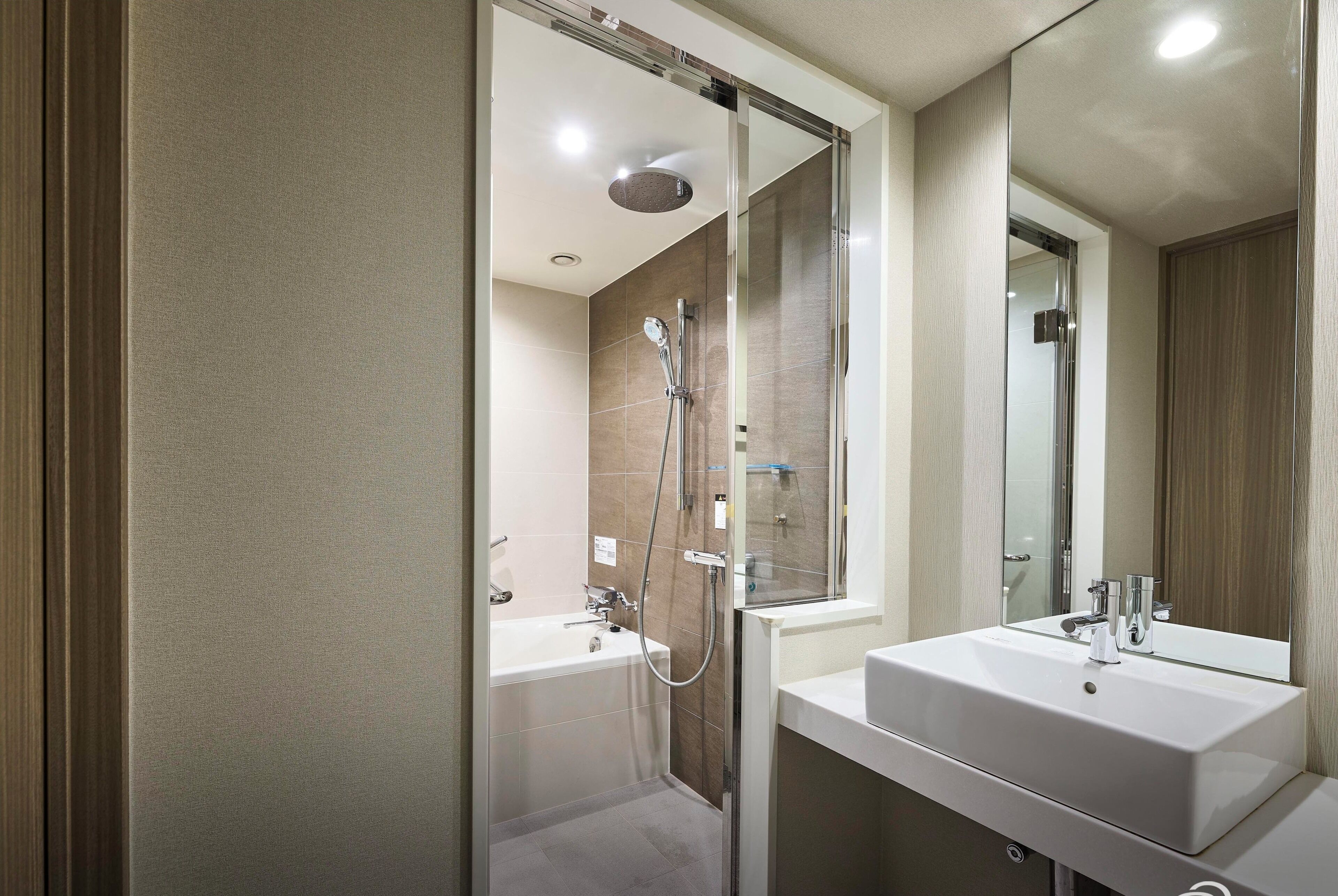 Photo - Daiwa Roynet Hotel Ginza PREMIER Renewal Open March 9th, 2026