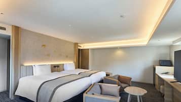 Premium bedding, down duvets, in-room safe, blackout curtains