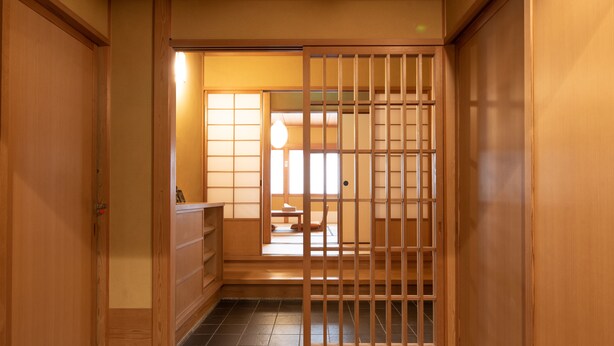 Interior - Ark Hostel & Cafe Dining (Osaka)