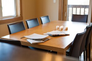 In-room dining - Kamakura (Kutchan)