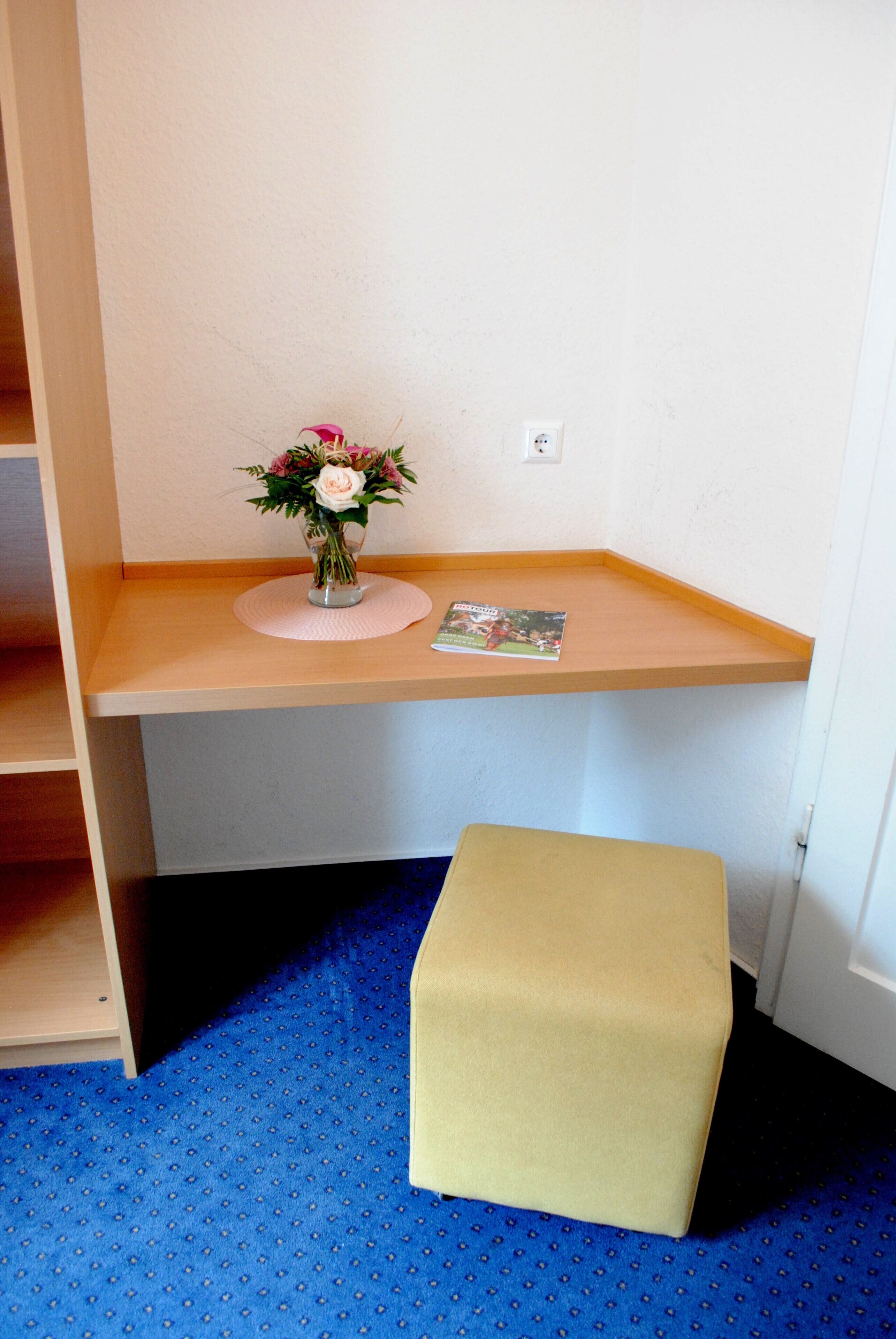 standard suite, 2 bedrooms | living area | flat-screen tv