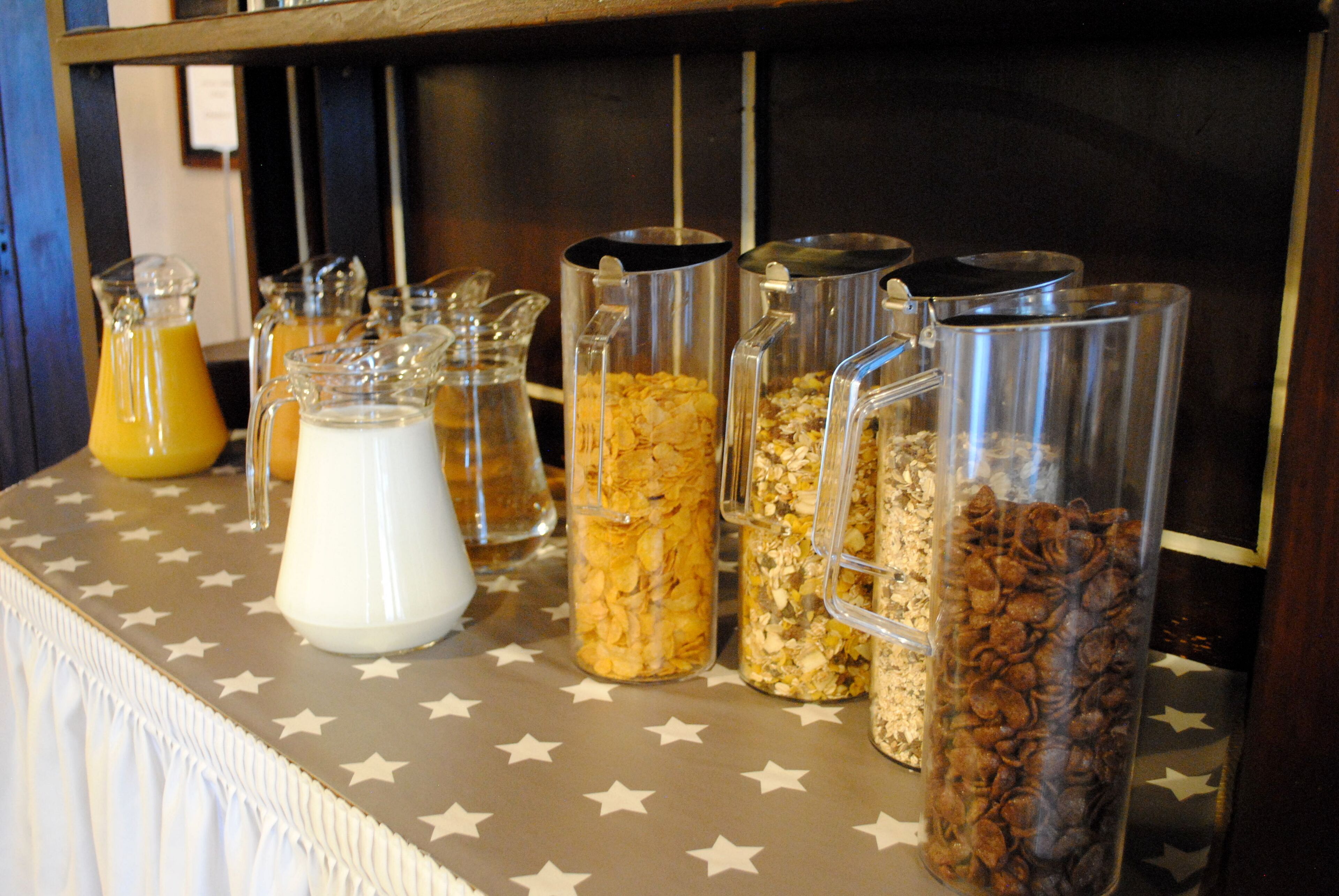 daily buffet breakfast (eur 14.80 per person)