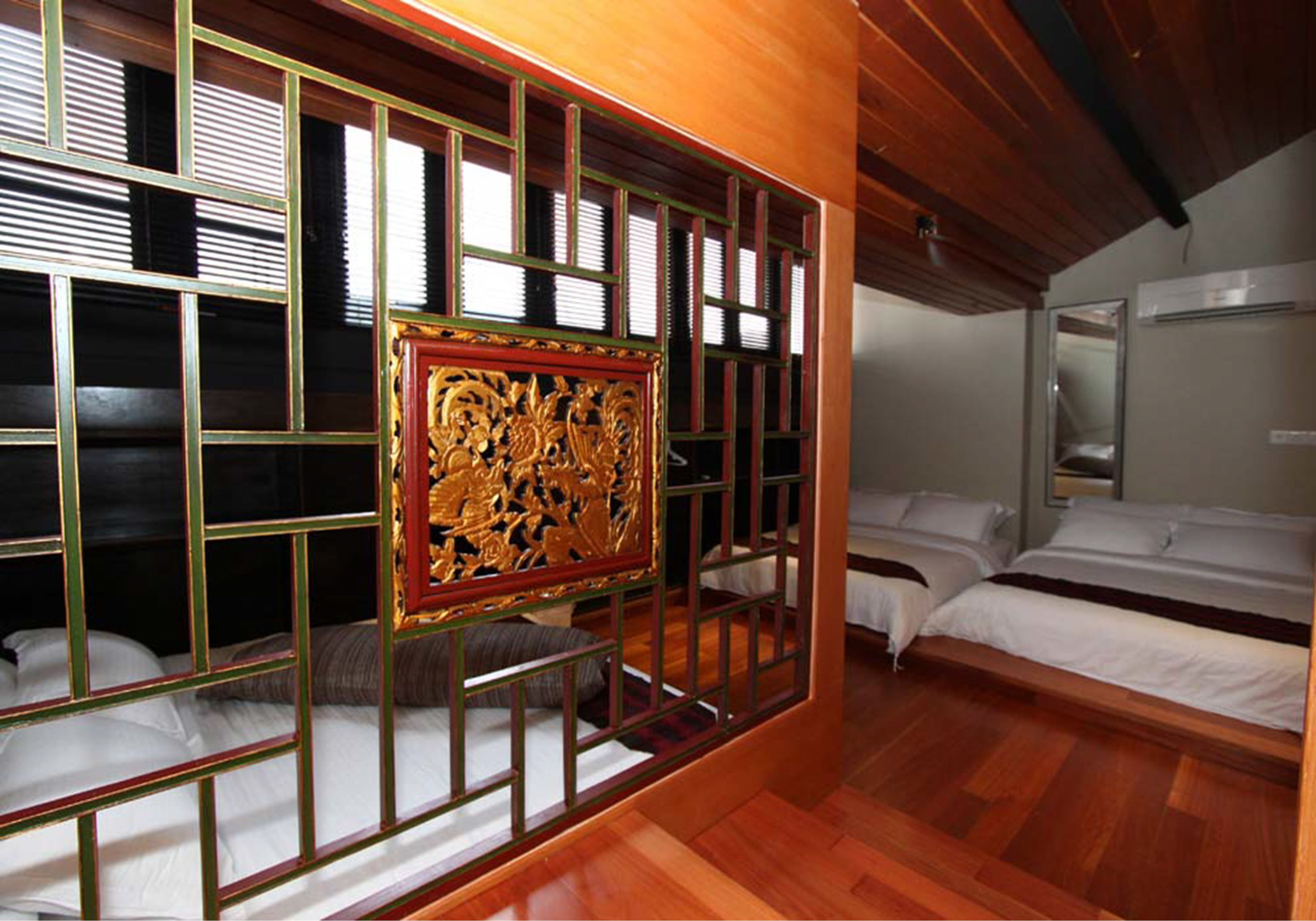 family suite | 1 bedroom, desk, free wifi, bed sheets