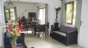 Lobby - Forest Lodge Guest House (Mahé Island)