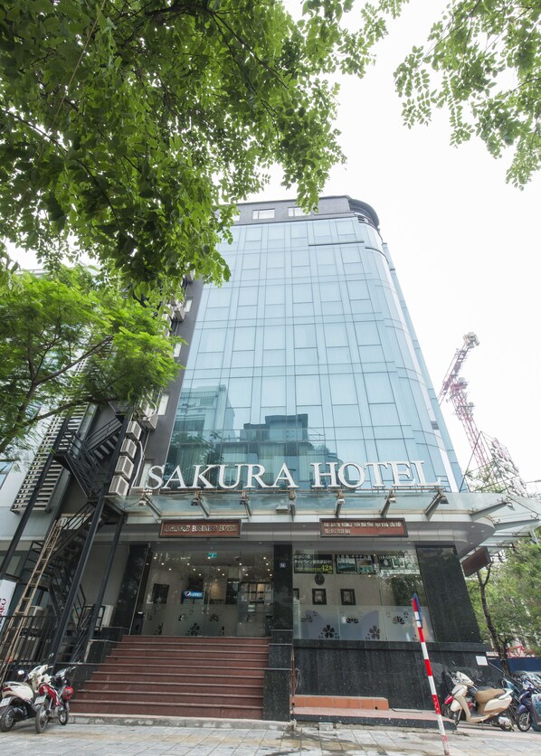 Front of property - Sakura Hotel II (Hanoi)