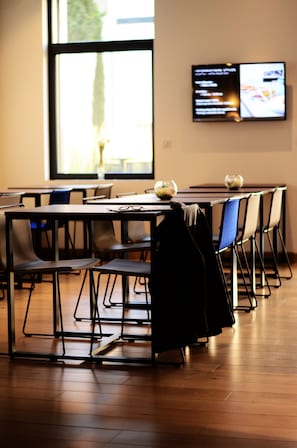 Esmorzar diari d'estil bufet (16.00 EUR per persona)