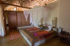 In-room safe, free WiFi, bed sheets
