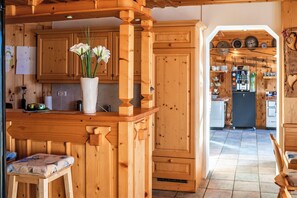 Petit déjeuner buffet servi tous les jours en supplément