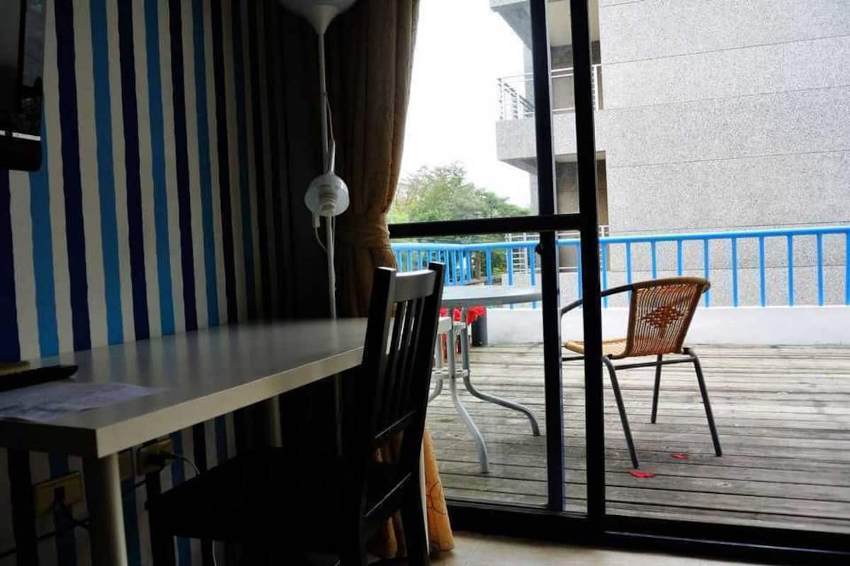 Double Room (" -A-") | Desk, soundproofing, free WiFi, bed sheets