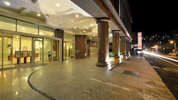 مدخل المنشأة