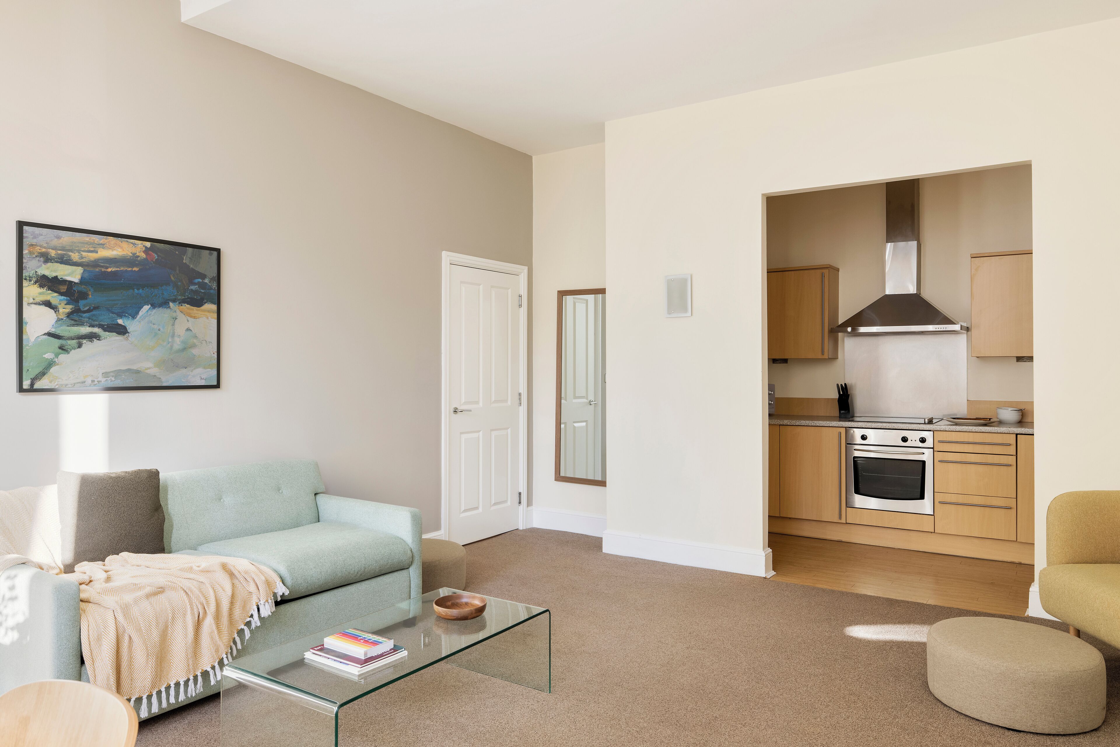 Living area | Flat-screen TV