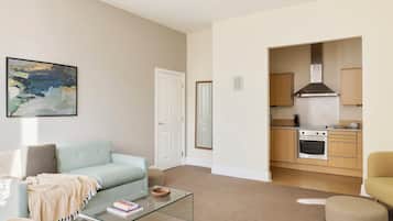 Living area | Flat-screen TV